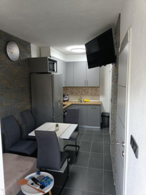 Apartman M&A